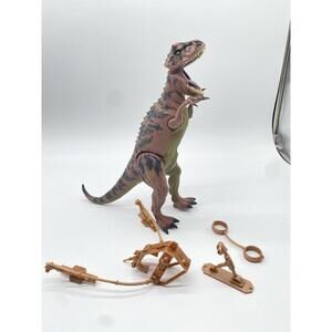 Kenner Jurassic Park Lost World Bone Breaker Carnotaurus JP 26 Capt. Gear Chest